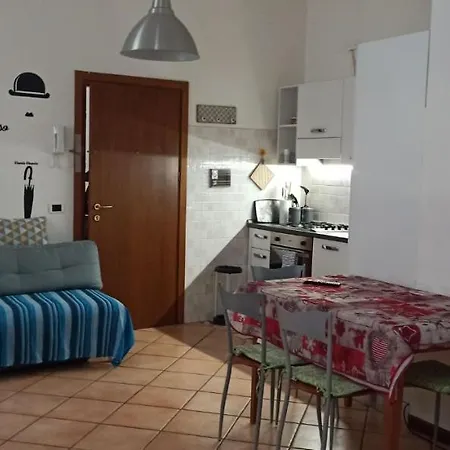 Porta Merlonia House Grazioso Monolocale Forli Exterior photo